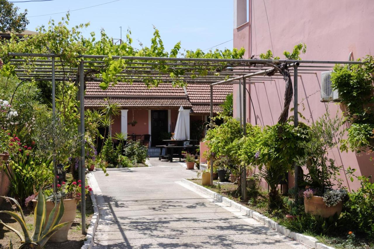 Mouzakitis Apartments 4 Arillas  Exterior photo